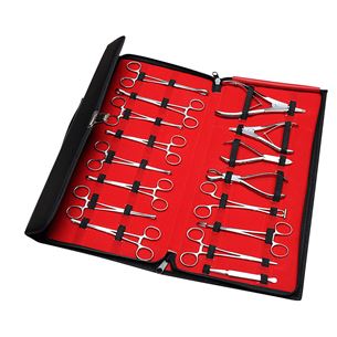 Sada nástrojů na piercing